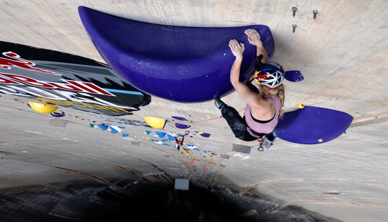 Shauna Coxsey performs during Red Bull Dual Ascent 2022 at Verzasca, Switzerland, October 26–29, 2022 // True Color Films / Red Bull Content Pool // SI202210200136 // Usage for editorial use only // 